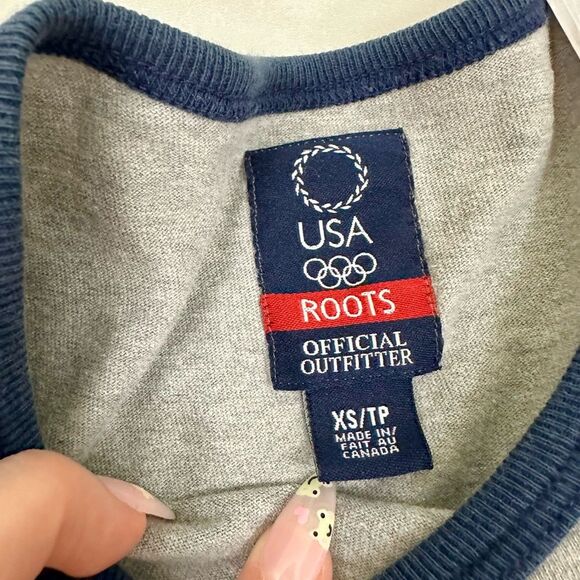 Y2K 2004 Grey USA Olympics Short Sleeve Baby Tee - Picture 5 of 6